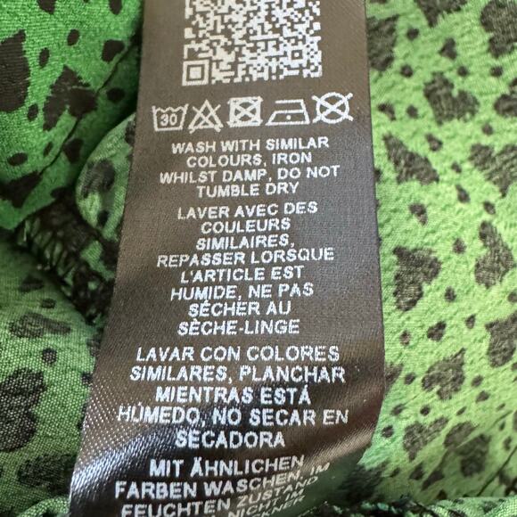 TOPSHOP‎ HEART PRINT PUFF SLEEVE BLOUSE IN GREEN NWOT WOMEN'S SIZE 8 - Picture 13 of 13